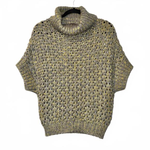 Hazel Sweaters - Hazel Women's Medium Chunky Knit Turtleneck Sweater